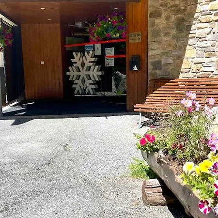 Au Pied Des Pistes Avec Terrasse Vars (Hautes-Alpes)